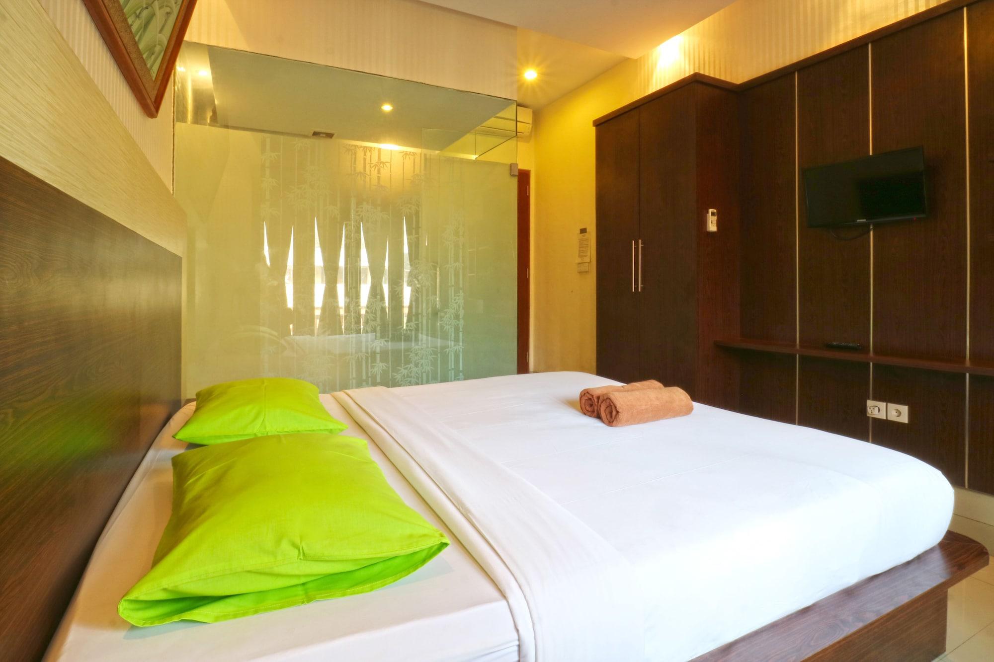 D'Astri Guesthouse Sanur Redpartner Denpasa Buitenkant foto