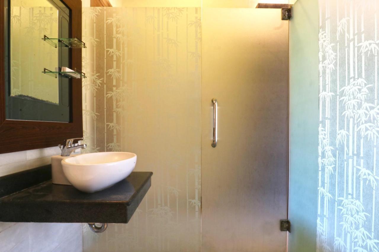 D'Astri Guesthouse Sanur Redpartner Denpasa Buitenkant foto