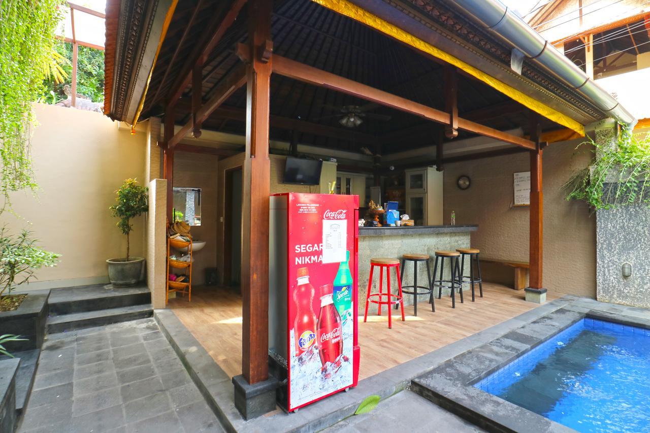 D'Astri Guesthouse Sanur Redpartner Denpasa Buitenkant foto